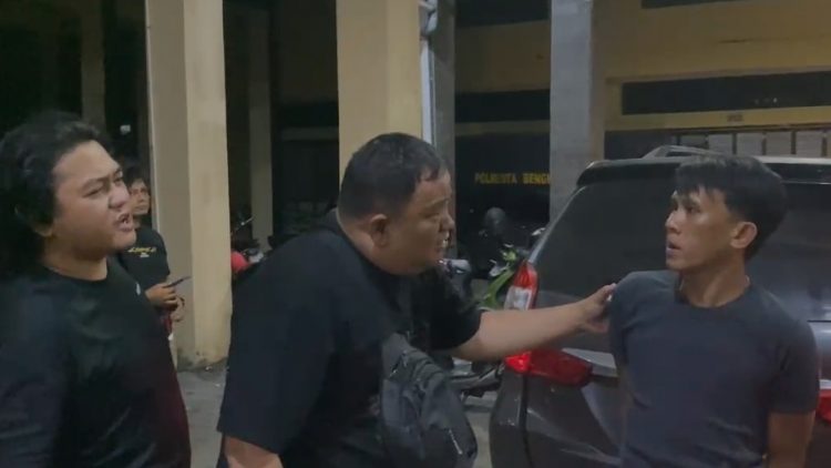 Spesialis Curnak di Mukomuko Diciduk Resmob Macan Gading Polresta Bengkulu di Lokalisasi
