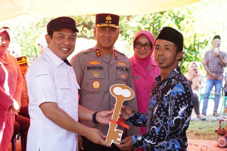 Penuh Manfaat untuk Masyarakat Miskin, Program Bedah Rumah Polda Bengkulu Diapresiasi Wali Kota