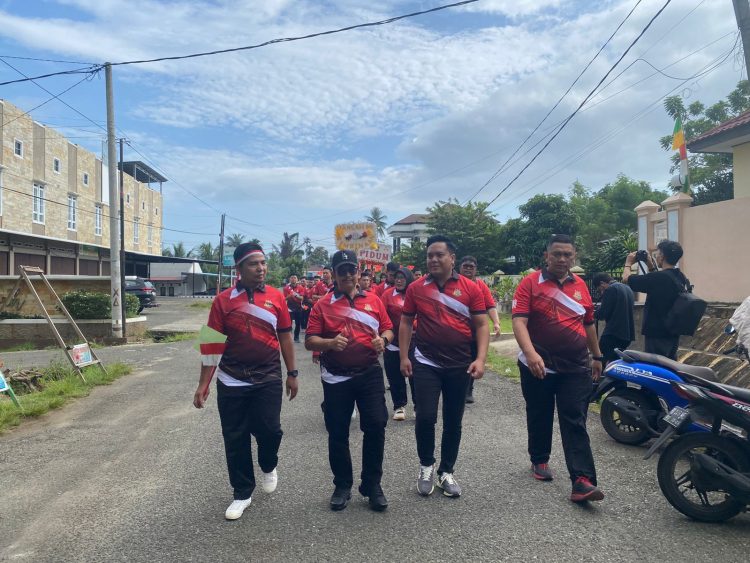 Kejari Bengkulu Selatan Gelar Olahraga Bersama dan Pasar Murah