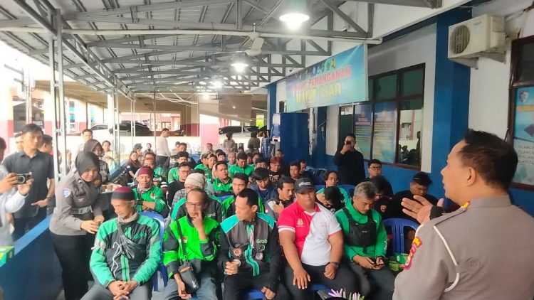 Ditlantas Polda Bengkulu dan Pengemudi Ojol Gelar Doa Bersama untuk Almarhum Affan Kurniawan