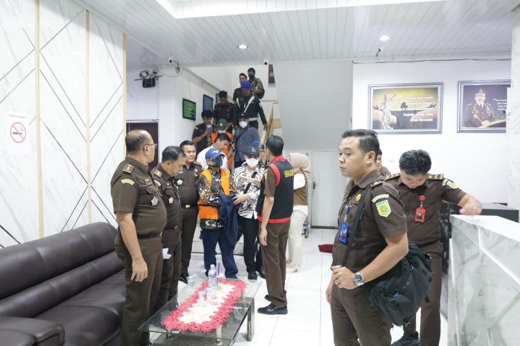 Kejati Tetapkan Mantan Direktur Utama dan Kadiv Perbankan Jadi Tersangka Korupsi Pemberian Kredit