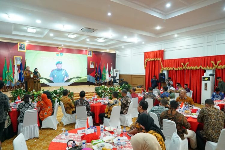 Malam Penuh Keakraban, Bengkulu Sambut Danrem Baru dan Lepas Sang Pengabdi