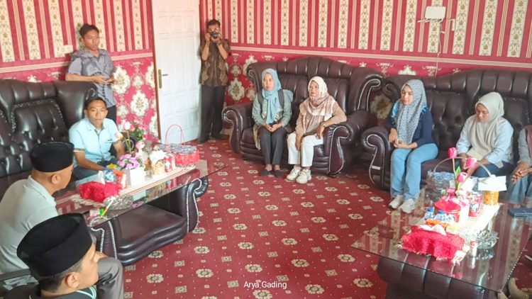 Kembali Didatangi Honorer, Pimpinan DPRD Seluma Ajak Perwakilan ke Kemenpan-RB