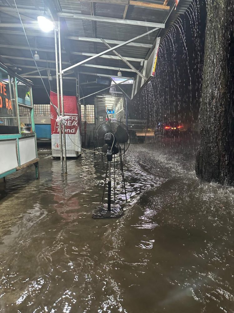 Minta Perbaikan Drainase, Warga dan Anggota DPRD Kota Bengkulu Temui BPJN