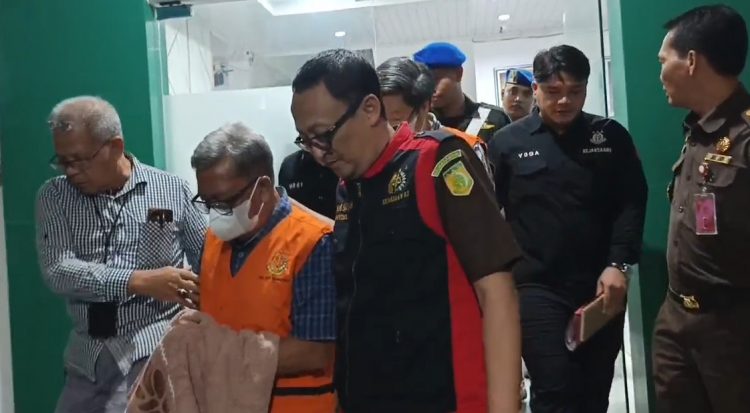 Usut Kebocoran PAD Dugaan Korupsi Mega Mall, Penyidik Teliti Berkas 7 Tersangka