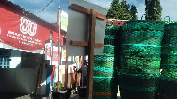 Dinas Pariwisata Bengkulu Bagikan 500 Unit Tong Sampah Gratis