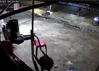 Bengkel Motor Dibobol Maling, Pelaku Terekam CCTV Angkut Ban Seken