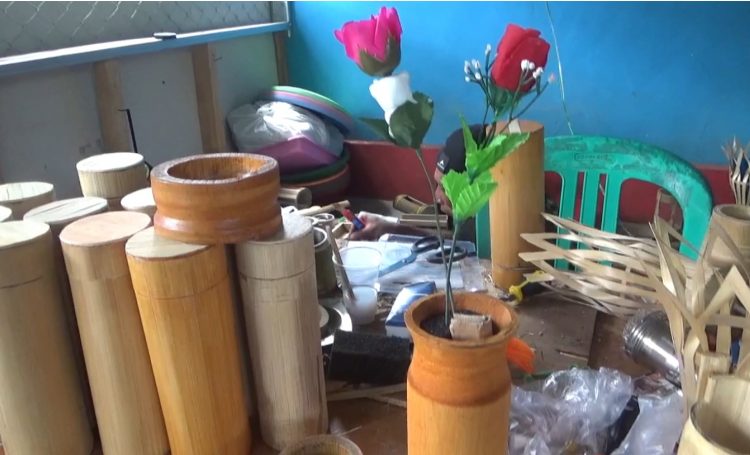 Pokdarwis Kemumu Tekuni Kerajinan Bambu sebagai Identitas Wisata