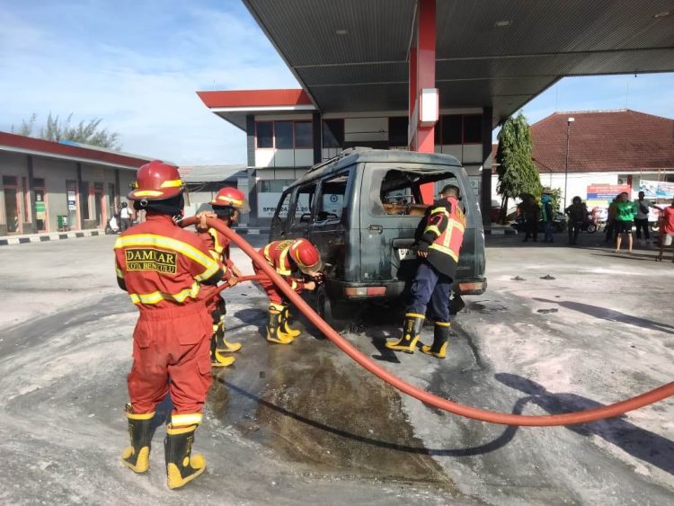 Begini Kronologis Mobil Terbakar di SPBU KM 6,5 Kota Bengkulu