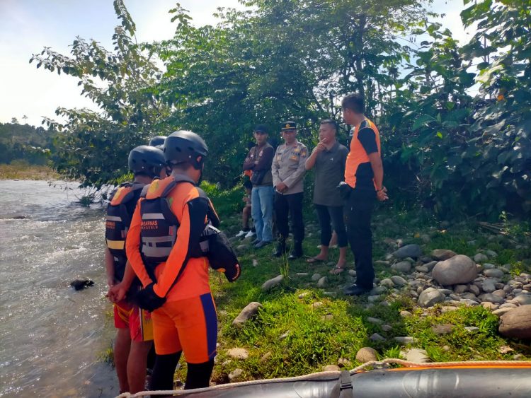 Pasca Penemuan Mayat di Sungai, Warga Kaur Kembali Dikabarkan Hanyut