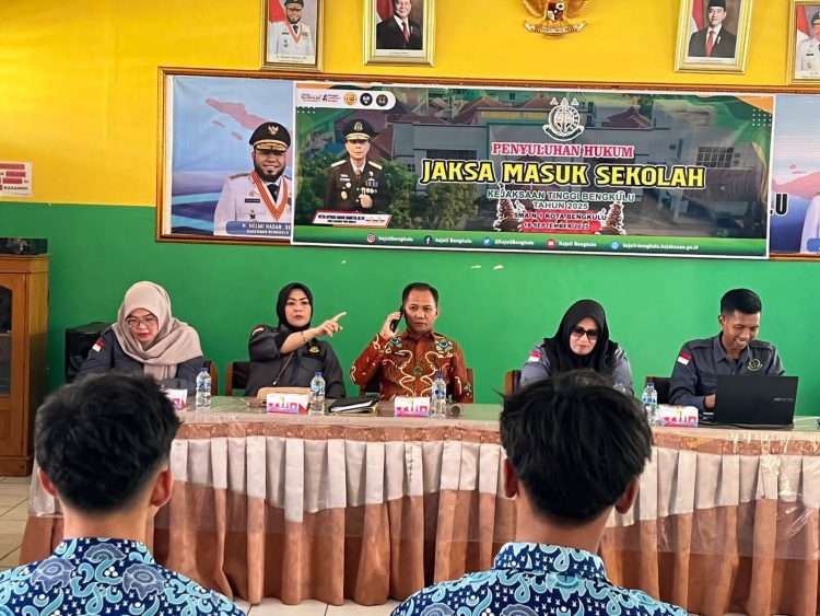 Program Jaksa Masuk Sekolah di SMAN 1 Bengkulu Beri Pemahaman Tentang Aktivitas Medsos