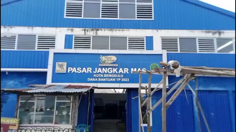 Kian Sepi Pembeli, Pasar Jangkar Mas Mati Suri?