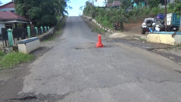 Dinas PUPR Bengkulu Utara Pastikan Perbaikan Jalan Dalam Kota yang Amblas Segera di Perbaiki