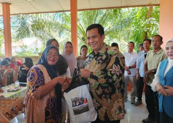 DPD RI Salurkan Bantuan Sembako untuk Korban Banjir dan Tanah Longsor di Bengkulu Utara