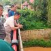 Warga Desa Simpang Seluma Utara Hanyut Terbawa Air Bah