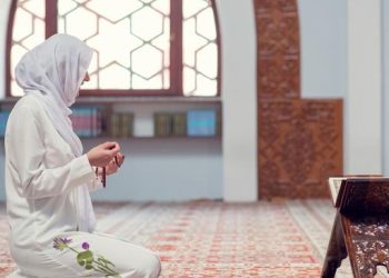 Masih Banyak yang Bertanya, Wanita Datang Bulan Bolehkah Bersholawat?