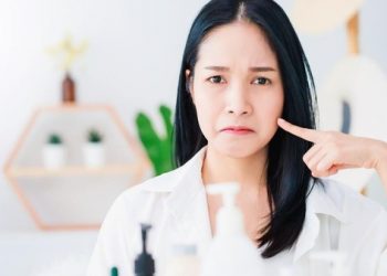 Ada Panu di Wajah, Gak Usah Beli Obat, Cukup Pakai Belimbing Wuluh