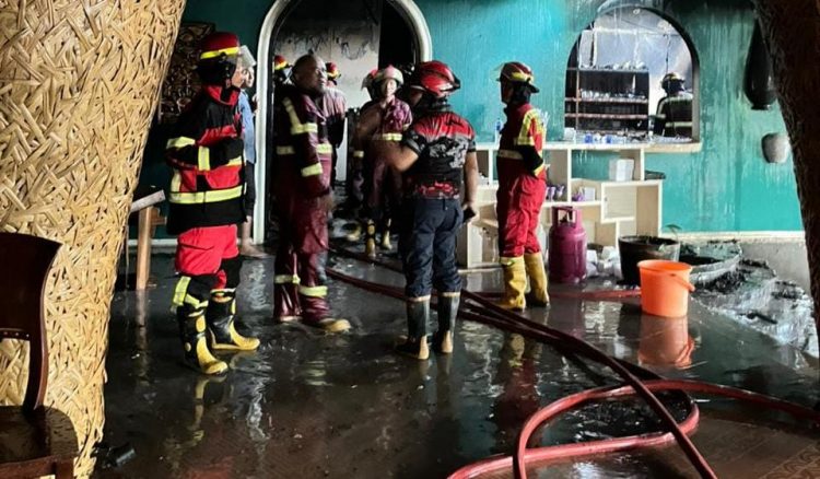 Minggu Pagi, Restoran Kabayan di Kota Bengkulu Terbakar