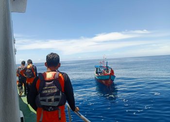 4 ABK Kapal Diselamatkan Tim SAR Gabungan di Perairan Seluma