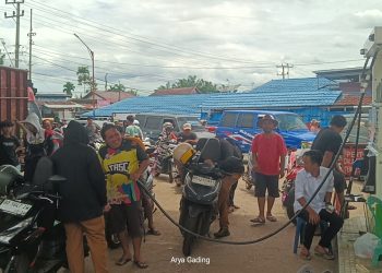 Antrean Kendaraan di SPBU Tais Bengkulu Tembus 3 Kilometer, Pembelian BBM Dibatasi