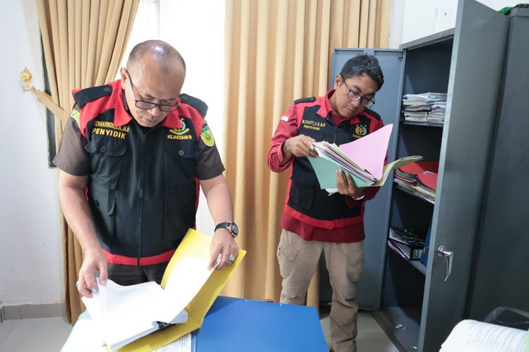 Kejati Bengkulu Geledah Kantor BPN Bengkulu Tengah Terkait Kasus Jalan Tol