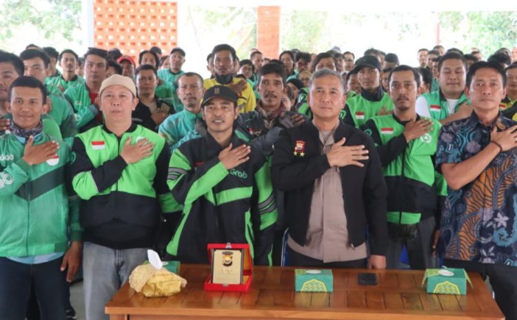 Momen Bersejarah, Kapolda Bengkulu Dinobatkan Jadi Bapak Ojol Provinsi Bengkulu