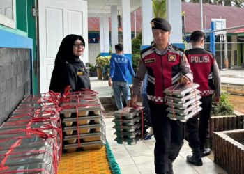 Personel Ditsamapta Polda Bengkulu Patroli dan Kawal Pendistribusian MBG