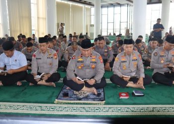 Binrohtal Dipimpin Wakapolda, Personel Polda Bengkulu Baca Surah Yasin