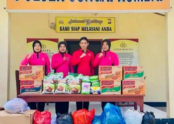 Polsek Sungai Rumbai dan Bhayangkari Buka Posko Donasi untuk Korban Bencana Sumbar