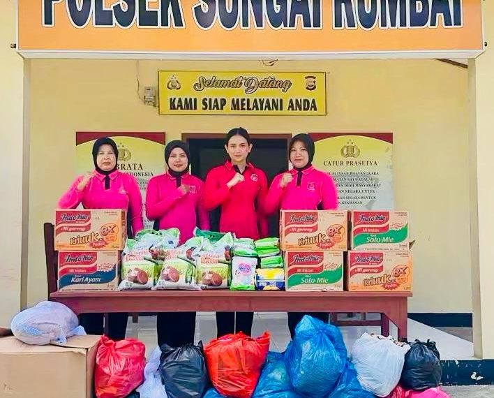 Polsek Sungai Rumbai dan Bhayangkari Buka Posko Donasi untuk Korban Bencana Sumbar