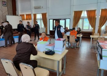 Ditreskrimsus Polda Bengkulu Serahkan 3 Tersangka Dugaan Korupsi PDAM ke Kejati Bengkulu