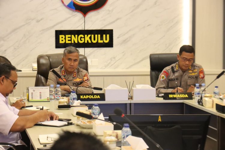 Kapolda Bengkulu dan Jajaran Ikut Sosialisasi Nasional KUHP dan dan KUHAP Baru