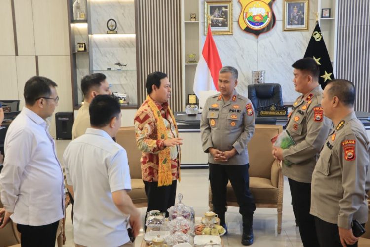 Kapolda Bengkulu Dikunjungi RI 7, Ketua DPD RI Salut dengan Program Kemanusiaan Polda Bengkulu