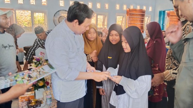 Ketua DPD RI Pulang Kampung Bagikan Ribuan Beasiswa, 2026 Kuota Bertambah