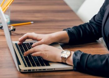 Siap-siap Kerja dari Mana Saja, Menko Airlangga Usul Work from Anywhere di Akhir Tahun