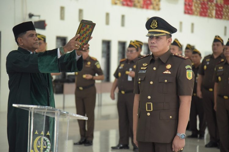 Rozano Yudistira Resmi Dilantik Menjadi Kajari Aceh Selatan