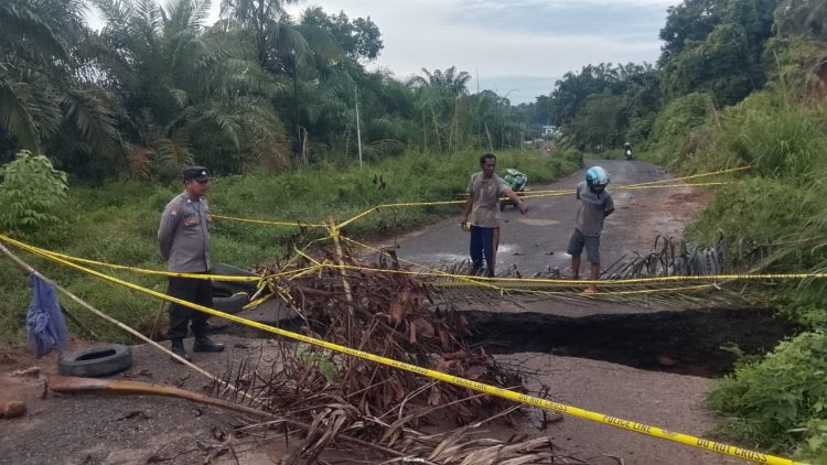 Dianggarkan Rp250 Juta, Akses Jalan Pasar Sembayat Seluma Timur Segera Direhab