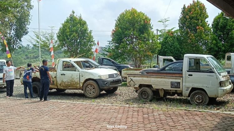 Pengumuman Harga Paket Lelang Mobil Dinas Kades Seluma dari KPKNL