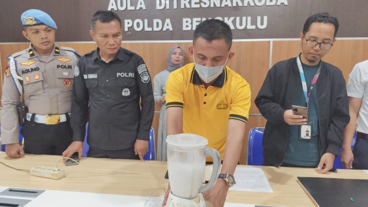 Polda Bengkulu Musnahkan Barang Bukti Sabu Milik Oknum ASN