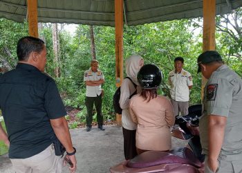 Dibawah Guyuran Hujan, 4 Pelajar Terciduk Berteduh di Saung, Romantis Namun Berakhir Ditangan Satpol PP