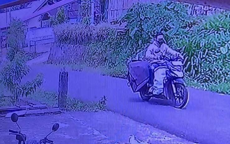 Cerita Malang Kurir Paket J&T di Bengkulu yang Lagi Nabung untuk Biaya Kelahiran Anak Pertama