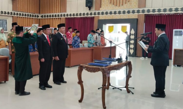 Pelantikan Kadis Diknas dan Kadinkes Provinsi Bengkulu