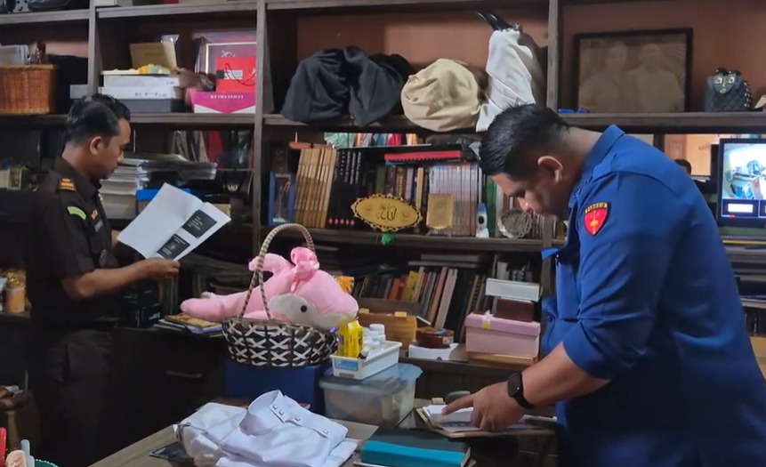 Geledah Rumah Bando Amin Mantan Bupati Kepahiang, Jaksa Sita 20 Dokumen