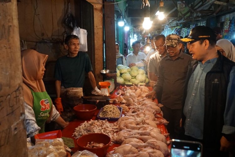Temuan Hasil Sidak Pemprov Bengkulu dan Satgas Pangan ke Pasar Minggu, Harga Ayam Potong Gurih