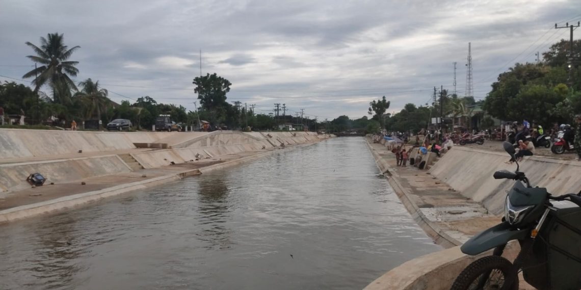 Penjagaan Saluran Irigasi Bendung Air Seluma Diperketat, Omset Pedagang Merosot