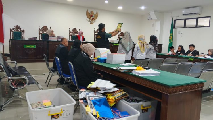 Pengakuan Kasubag SDM PDAM Tirta Hidayah Kota Bengkulu Dalam Persidangan Dugaan Korupsi Penerimaan PHL