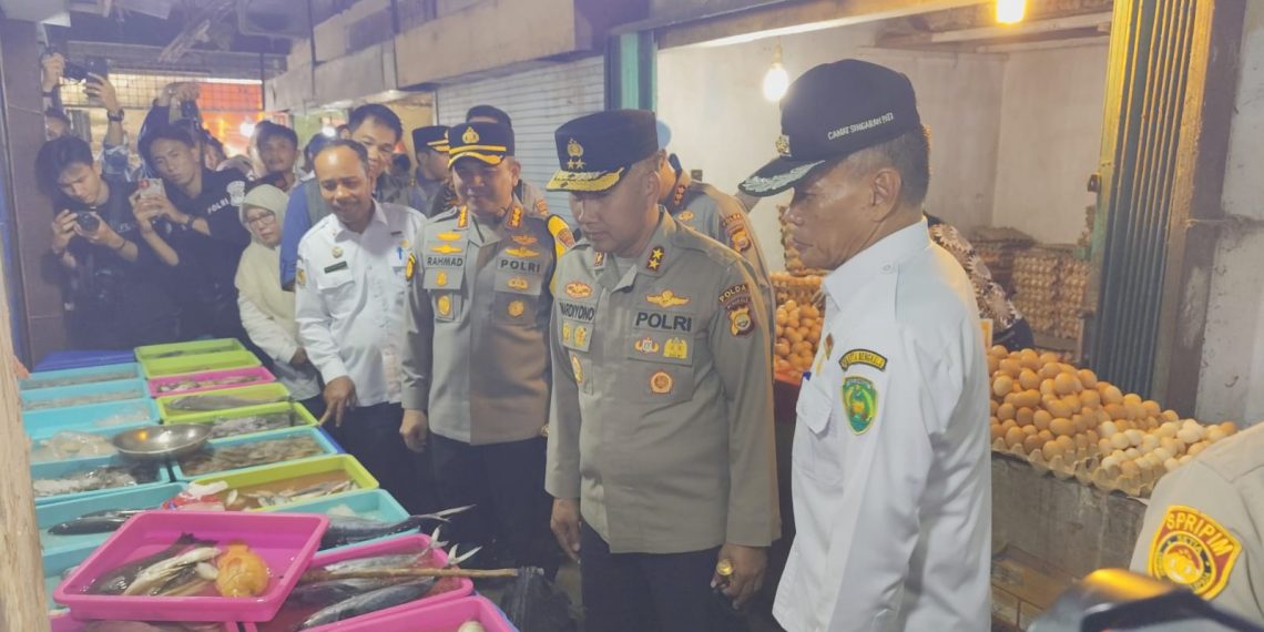 Kapolda Bengkulu Pimpin Sidak Satgas Saber Pangan di Pasar Minggu