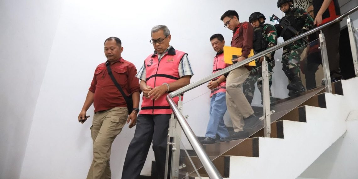 2 Orang Eks Kadistamben Kukar Ditahan Kejati Kaltim Soal Penerbitan IUP