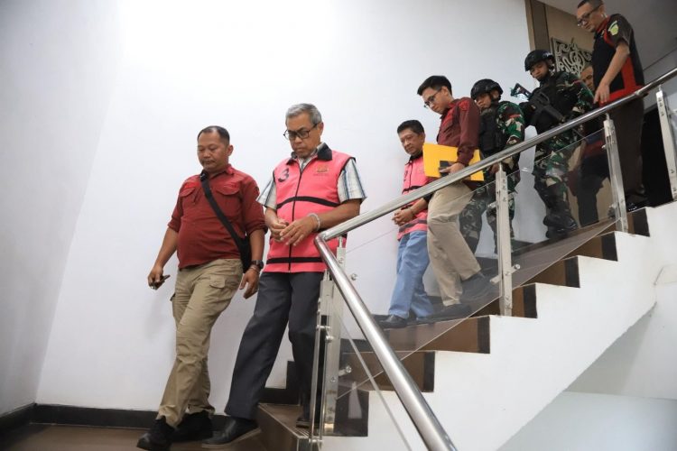 2 Orang Eks Kadistamben Kukar Ditahan Kejati Kaltim Soal Penerbitan IUP