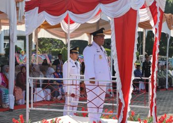 Bupati Choirul Huda Pimpin Upacara HUT ke-23 Mukomuko: Ajak Masyarakat Bersatu untuk Kemajuan Daerah